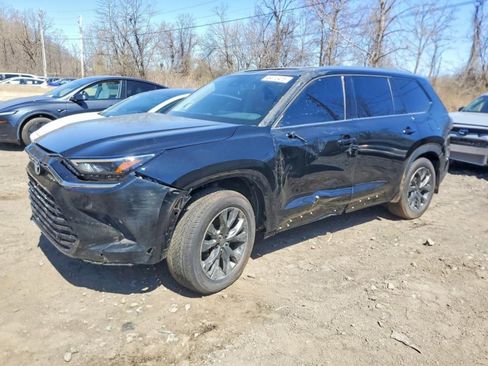Used 2026 Toyota Grand Highlander AWD Hybrid image 2