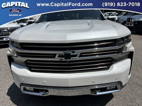 Used 2021 Chevrolet Silverado 1500 High Country w/ Technology Package AWD/4WD image 10