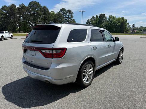 Used 2024 Dodge Durango GT RWD image 7