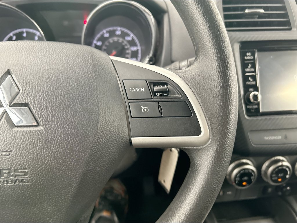Used 2024 Mitsubishi Outlander Sport ES AWD/4WD image 12