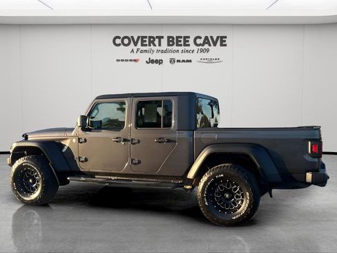 Used 2020 Jeep Gladiator Sport w/ Quick Order Package 23S image 6