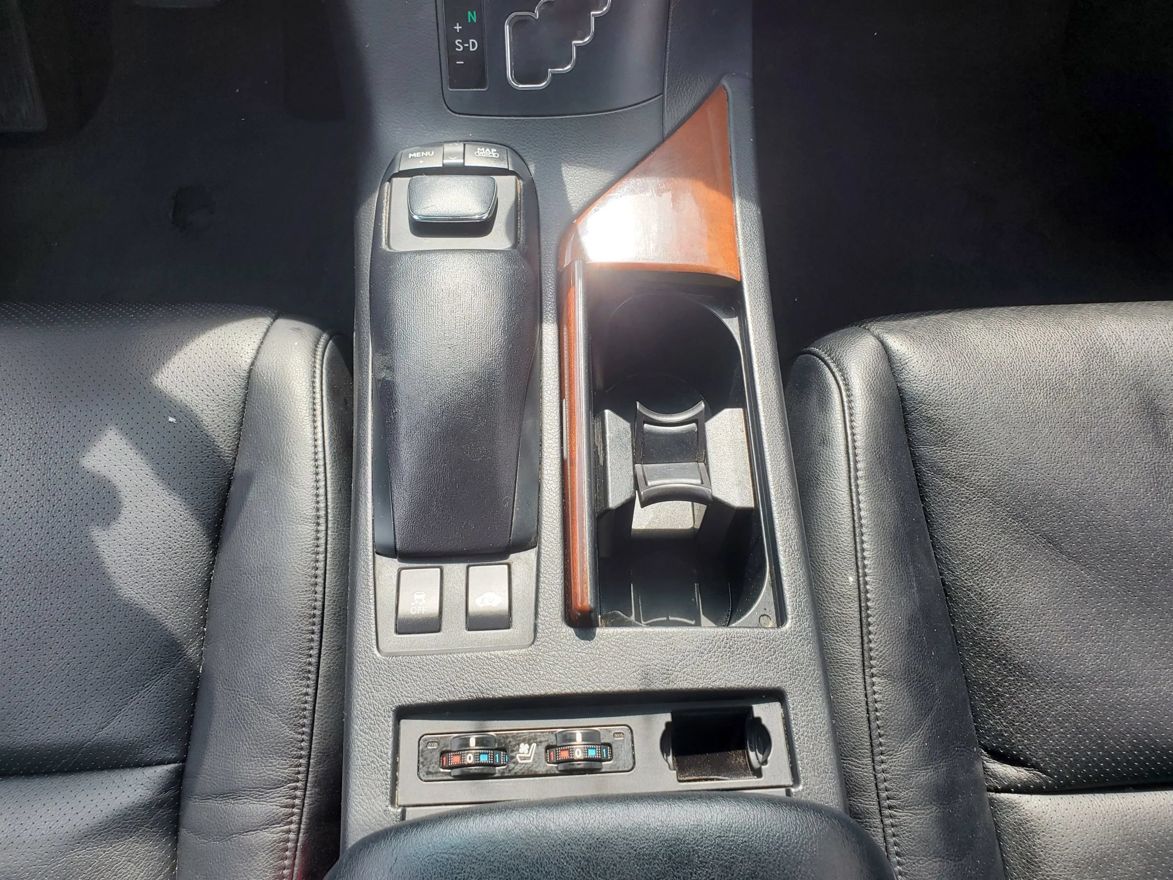 Used 2013 Lexus RX 450h AWD w/ Navigation Pkg image 37