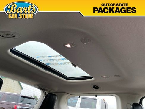 Used 2020 Chrysler Pacifica Limited FWD image 11