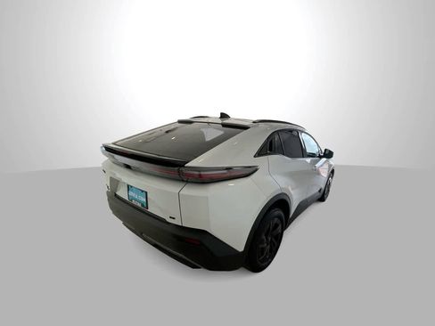 New 2026 Toyota C-HR AWD/4WD image 8