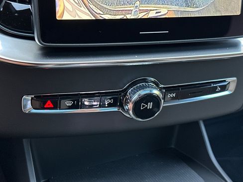 New 2026 Volvo XC90 B6 Plus image 19