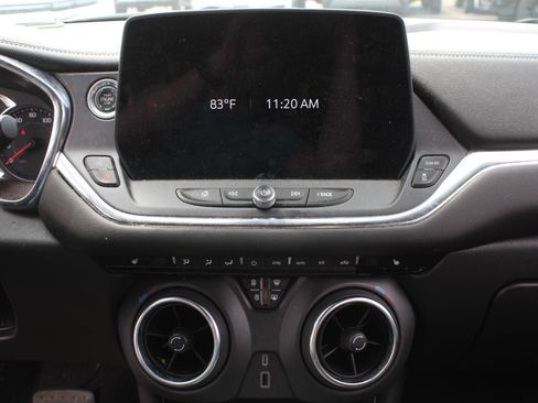 Used 2023 Chevrolet Blazer LT AWD/4WD image 13