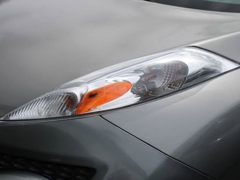 Used 2013 Nissan Juke S AWD/4WD image 10