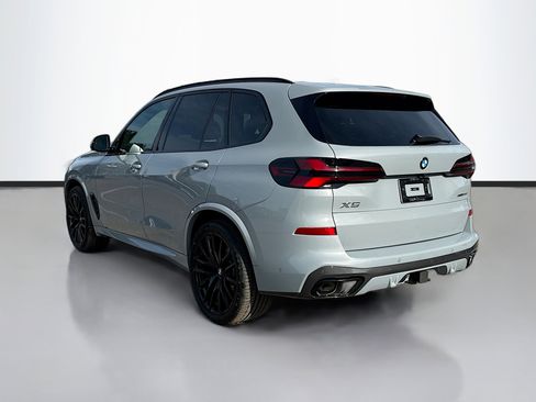 New 2026 BMW X5 xDrive40i w/ M Sport Package image 5