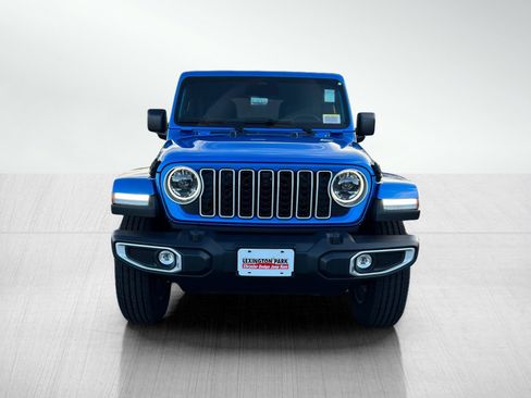 New 2026 Jeep Wrangler Sahara image 5