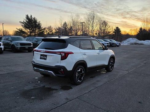 New 2026 Kia Seltos S image 7