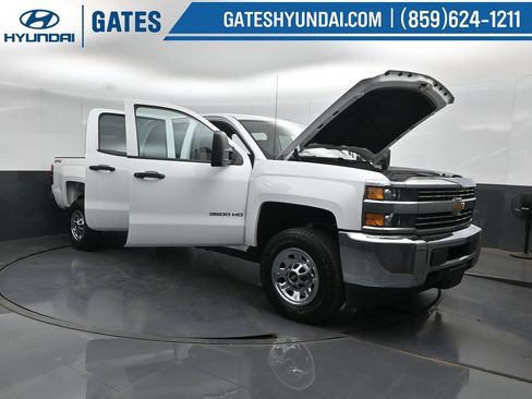 Used 2017 Chevrolet Silverado 3500 W/T AWD/4WD image 53