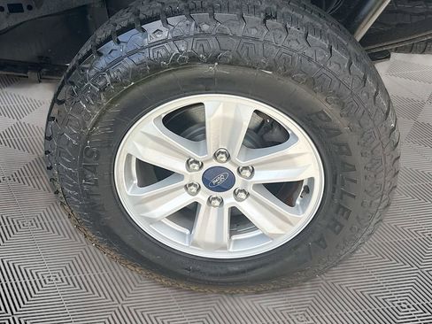 Used 2019 Ford F150 XLT AWD/4WD image 30
