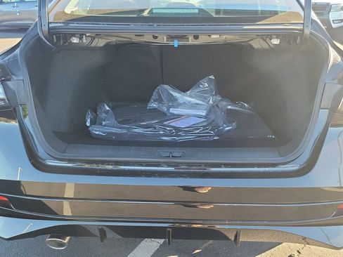 New 2026 Nissan Sentra SR w/ Floor Mat Package image 3