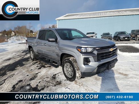 Used 2024 Chevrolet Colorado LT w/ LT Convenience Package II image 1