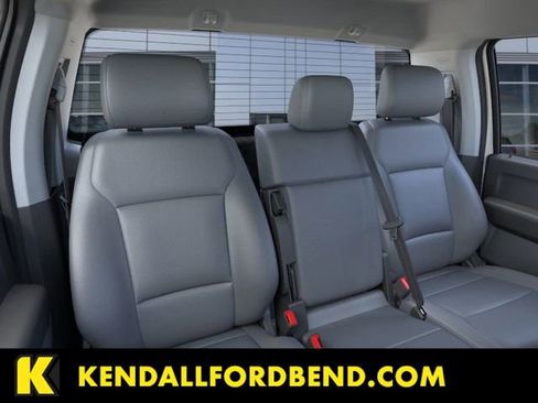 New 2025 Ford F550 4x4 Regular Cab Super Duty image 3