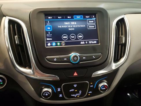 Used 2020 Chevrolet Equinox LS w/ LS Convenience Package AWD/4WD image 19