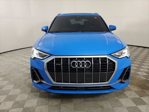 Certified 2022 Audi Q3 2.0T Premium Plus w/ Premium Plus Package AWD/4WD image 3