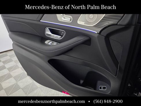 New 2026 Mercedes-Benz GLS 450 4MATIC image 23
