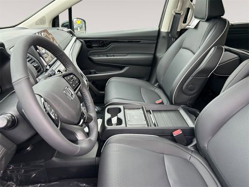 New 2026 Honda Odyssey Elite image 9