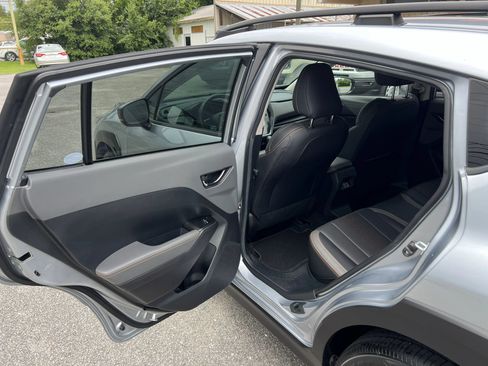 Used 2024 Subaru Crosstrek 2.5i Limited AWD/4WD image 13