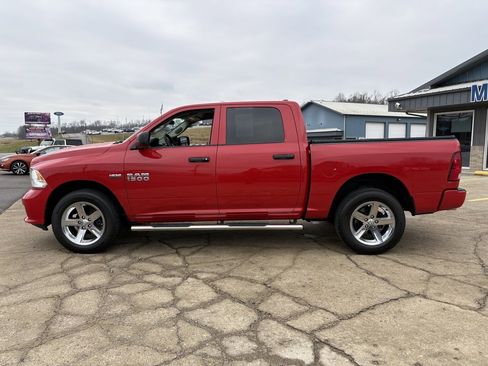 Used 2018 RAM 1500 Express w/ Express Value Package image 2