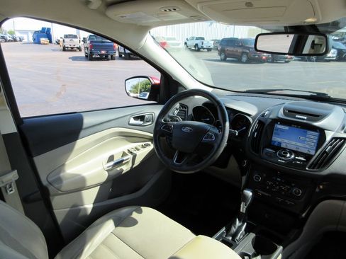 Used 2017 Ford Escape Titanium FWD image 24