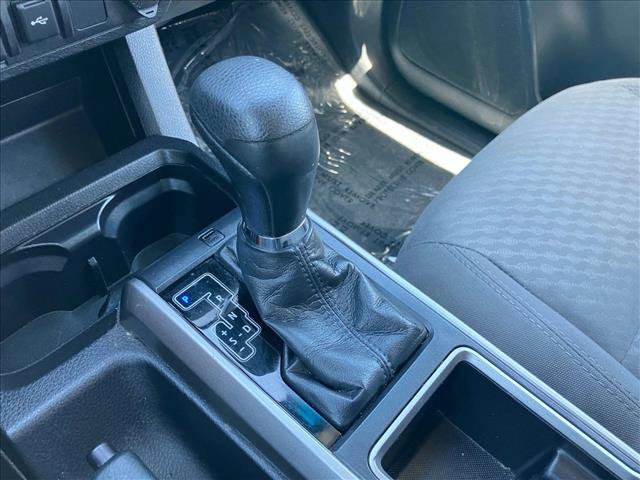 Used 2022 Toyota Tacoma SR5 w/ Technology Package AWD/4WD image 12