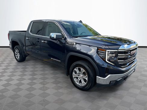Used 2024 GMC Sierra 1500 SLT RWD image 4