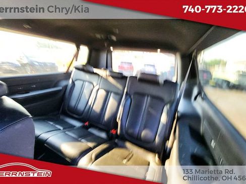 Used 2024 Jeep Wagoneer L Series II w/ Flexible Seating Group AWD/4WD image 25
