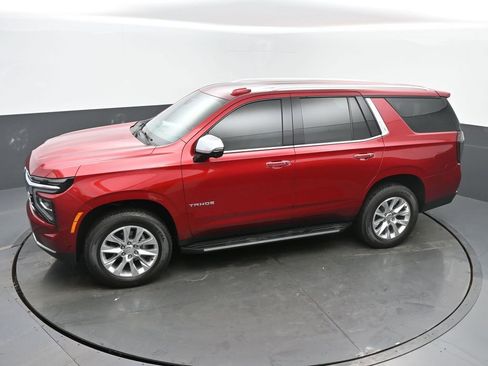 Used 2025 Chevrolet Tahoe Premier image 10