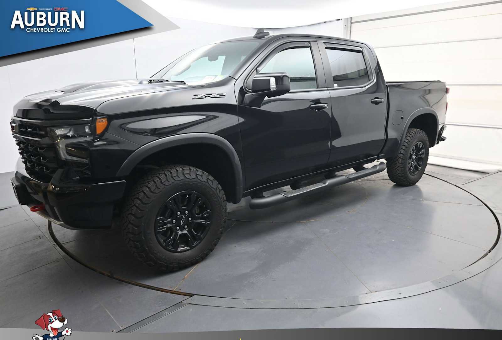 Used 2024 Chevrolet Silverado 1500 ZR2 w/ Technology Package AWD/4WD image 2