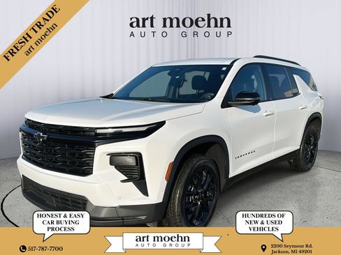 Used 2024 Chevrolet Traverse LT w/ Enhanced Driving Package image 1