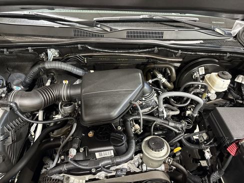 Certified 2021 Toyota Tacoma SR5 image 25