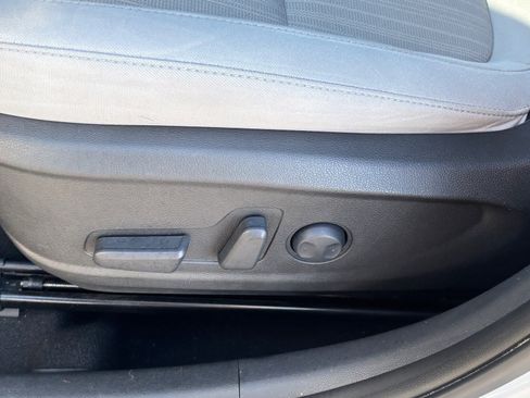 Used 2023 Hyundai Kona SEL w/ Convenience Package image 33