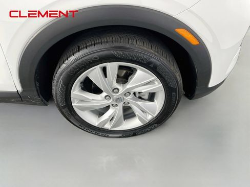 Used 2024 Buick Encore GX Preferred FWD image 34