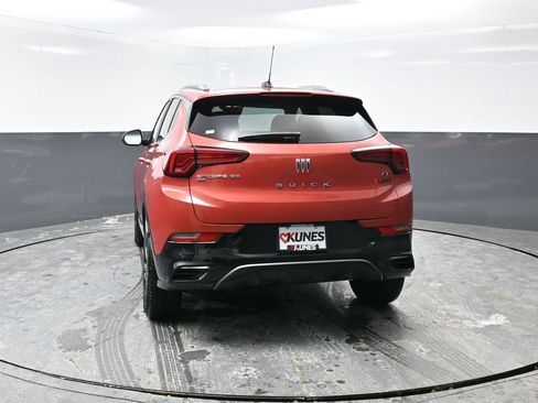 Used 2024 Buick Encore GX Sport Touring image 12