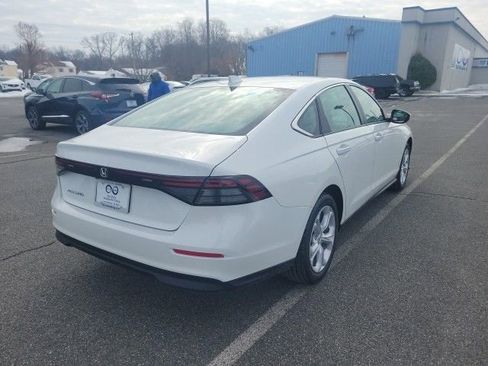New 2025 Honda Accord LX image 5