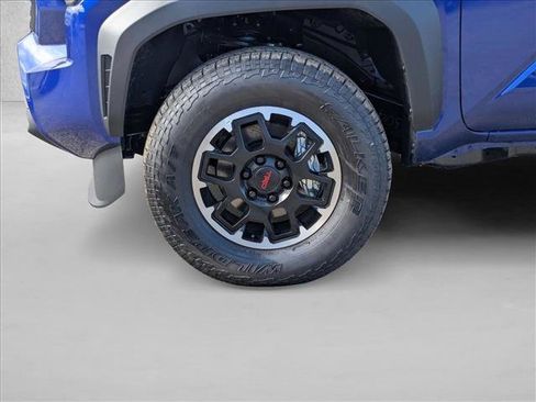 New 2025 Toyota Tacoma TRD Off-Road image 10