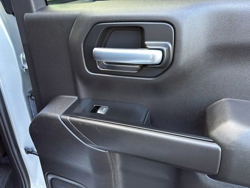 Used 2020 Chevrolet Silverado 1500 LT w/ All-Star Edition AWD/4WD image 18