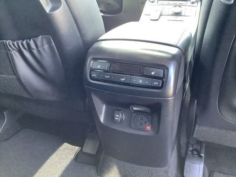 Used 2022 Hyundai Palisade SEL w/ Premium Package AWD/4WD image 28