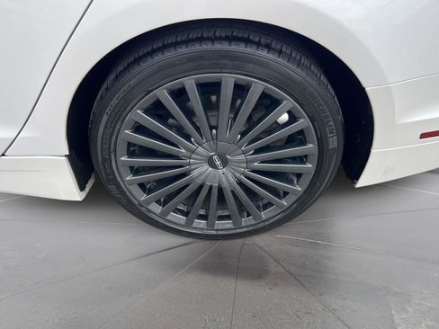 Used 2017 Lincoln MKZ Reserve w/ Technology Package image 12