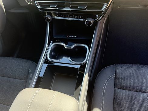 New 2026 Chevrolet Traverse LT w/ Midnight/Sport Edition image 47