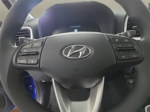 New 2026 Hyundai Venue SE image 21