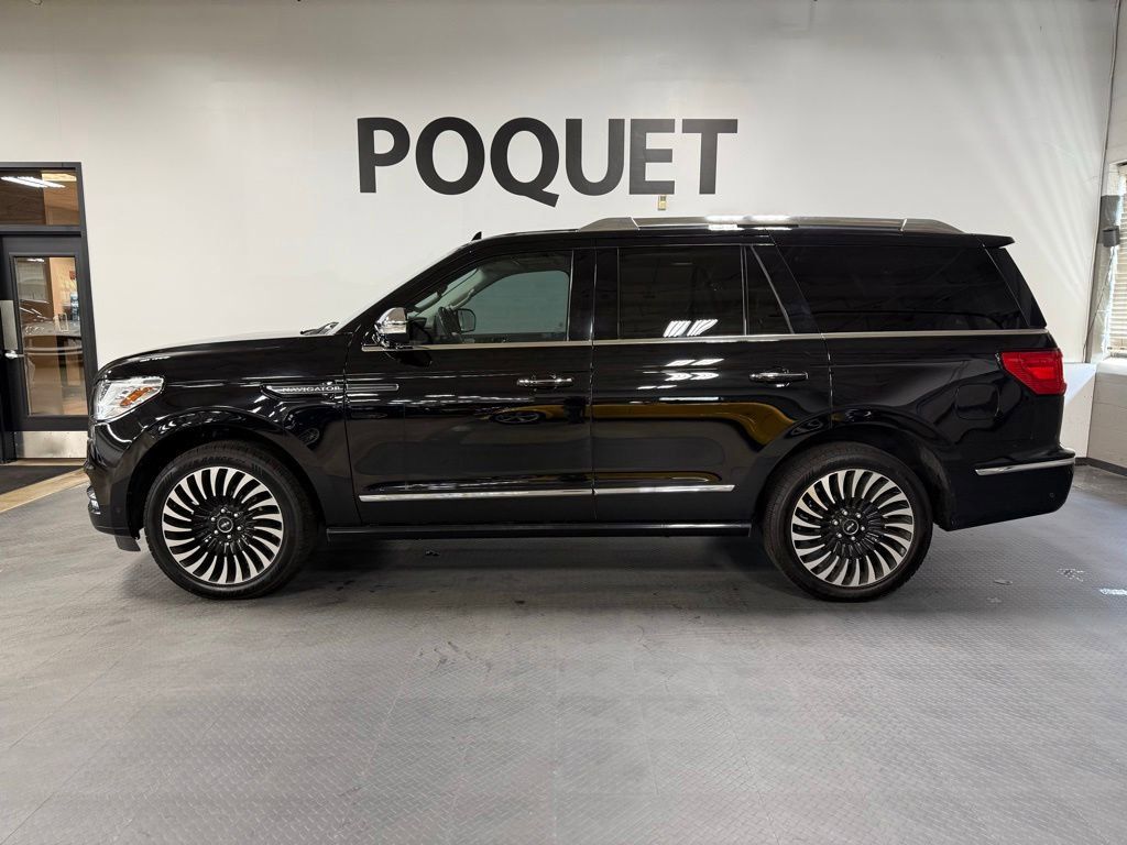 Used 2020 Lincoln Navigator Black Label w/ Cargo Convenience Package AWD/4WD image 1