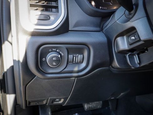 Used 2024 RAM 2500 Laramie w/ Safety Group AWD/4WD image 21