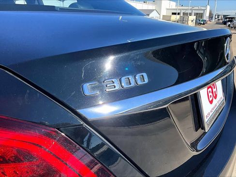 Used 2019 Mercedes-Benz C 300 4MATIC Sedan image 29