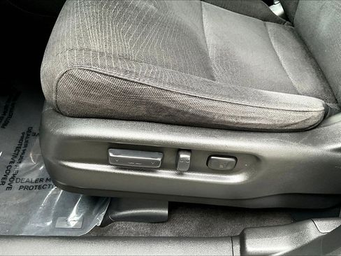 Used 2018 Honda Pilot EX image 37