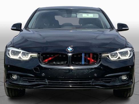 Used 2018 BMW 320i Sedan image 4