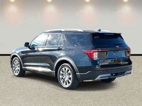 New 2026 Ford Explorer Platinum image 7