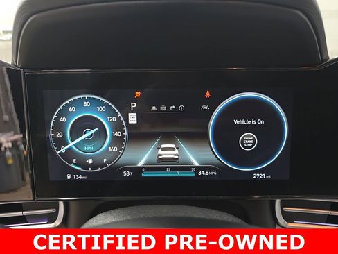 Certified 2025 Hyundai Elantra Limited image 19